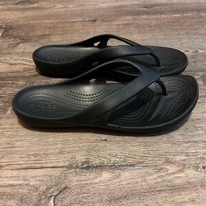 Womens crocs sandals size 9